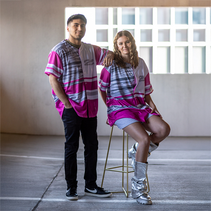 Baseball_Jersey_Modeled_Front-Lifestyle02