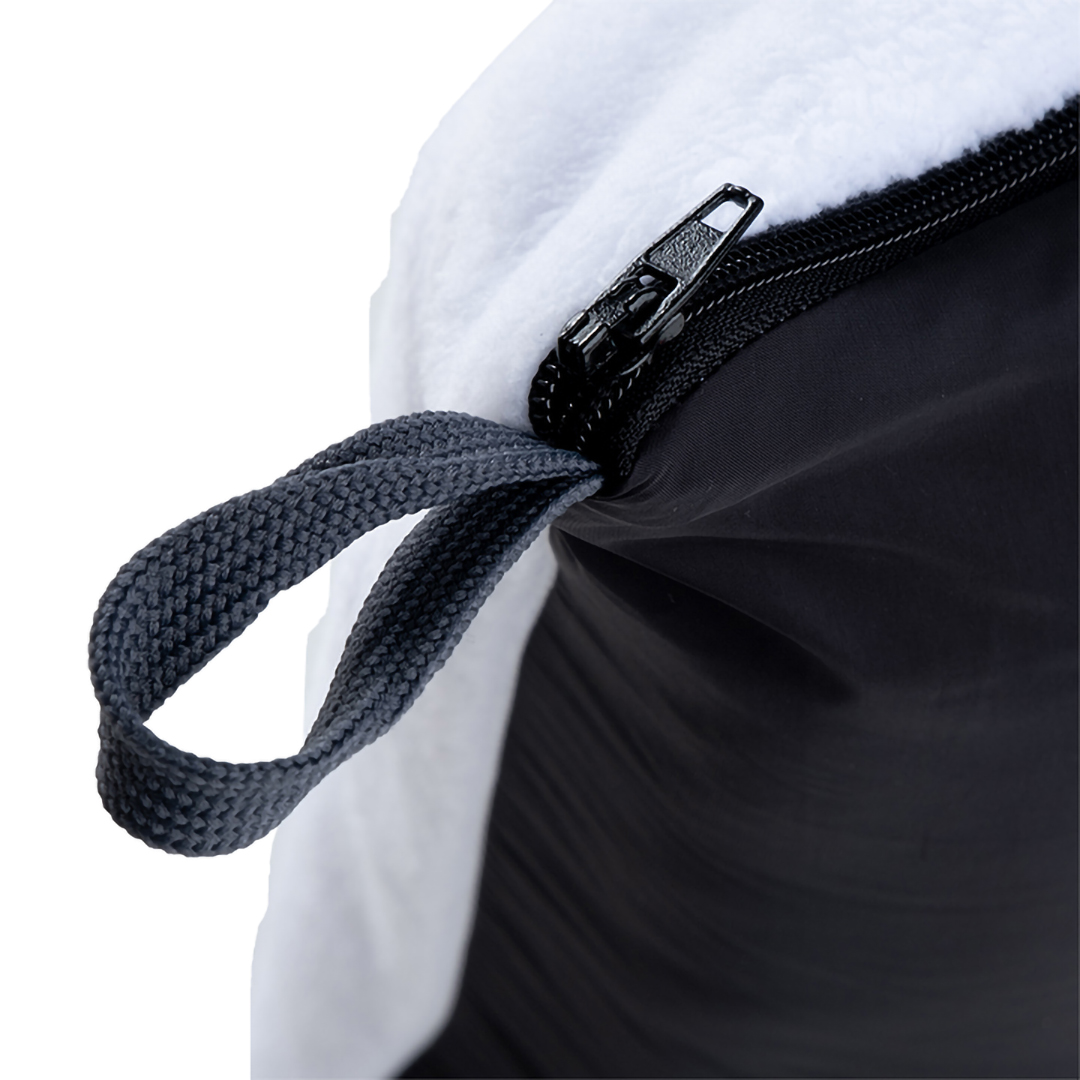 Travel_Blanket_Case-Zipper_Detail