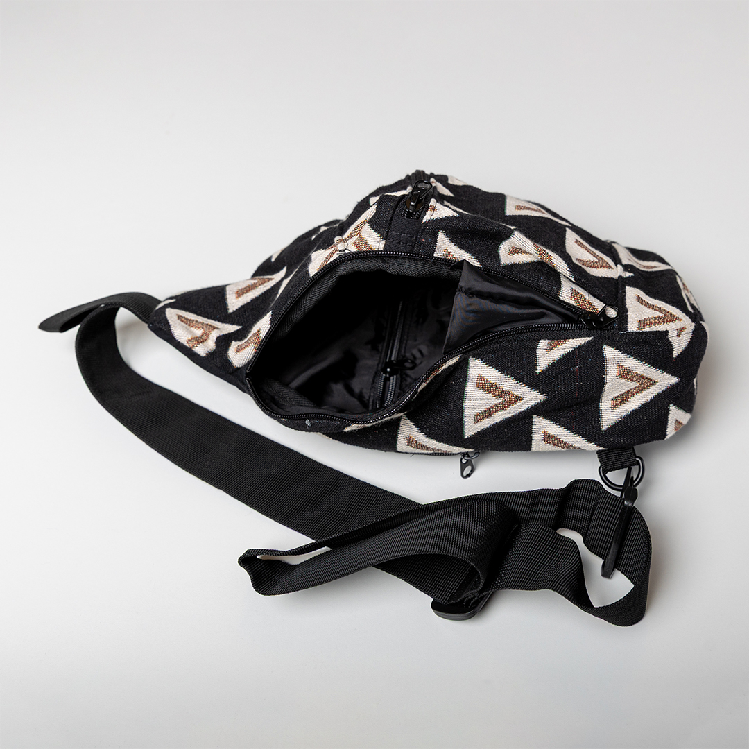 Woven Sling Bag 1080x1080_Open