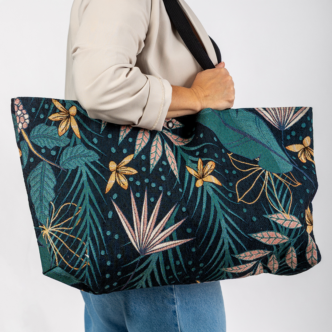 Woven Weekend Tote 1080x1080_Tropical